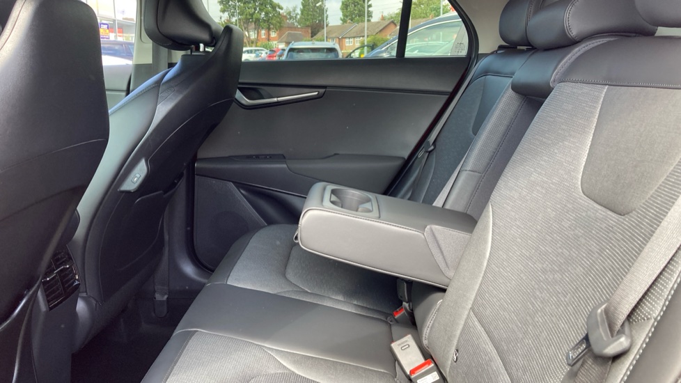Kia Niro 1.6 GDi 127 Hybrid 4 5dr DCT Hybrid Estate - Image 16