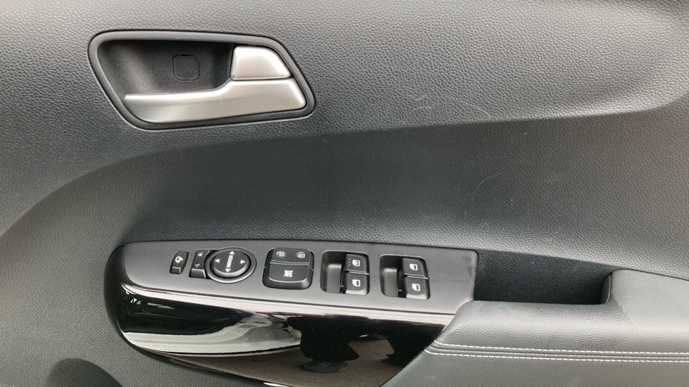 Kia Picanto 1.0 67 GT-Line 5dr Auto Petrol Hatchback - Image 22