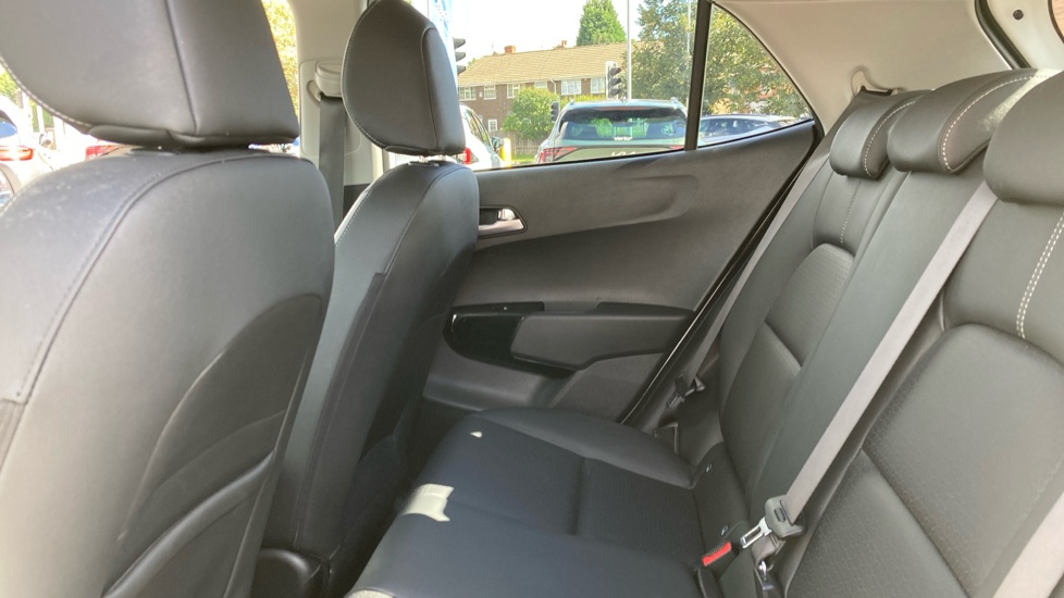 Kia Picanto 1.0 67 GT-Line 5dr Auto Petrol Hatchback - Image 16