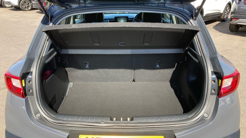 Kia Stonic 1.0T GDi 48V GT-Line S 5dr DCT Petrol Estate - Image 4