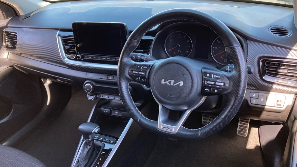 Kia Stonic 1.0T GDi 48V GT-Line S 5dr DCT Petrol Estate - Image 11