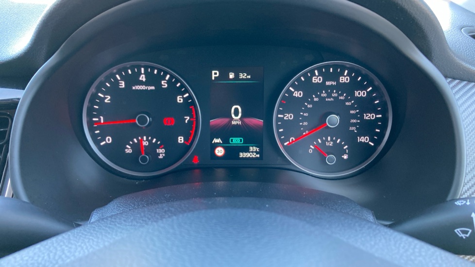 Kia Stonic 1.0T GDi 48V GT-Line S 5dr DCT Petrol Estate - Image 18