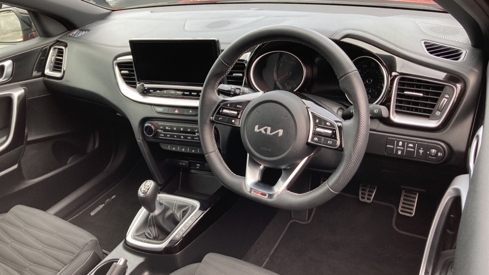 Kia Ceed 1.5T GDi ISG GT-Line 5dr Petrol Hatchback - Image 11