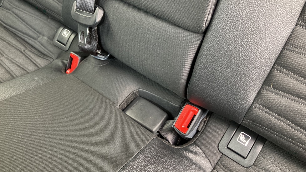 Kia Ceed 1.5T GDi ISG GT-Line 5dr Petrol Hatchback - Image 17