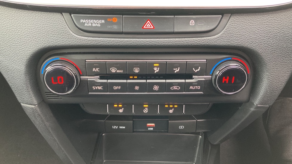 Kia Ceed 1.5T GDi ISG GT-Line 5dr Petrol Hatchback - Image 27