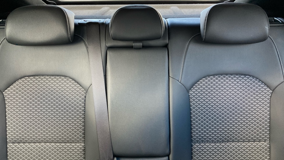 Kia Xceed 1.0T GDi ISG Connect 5dr Petrol Hatchback - Image 15