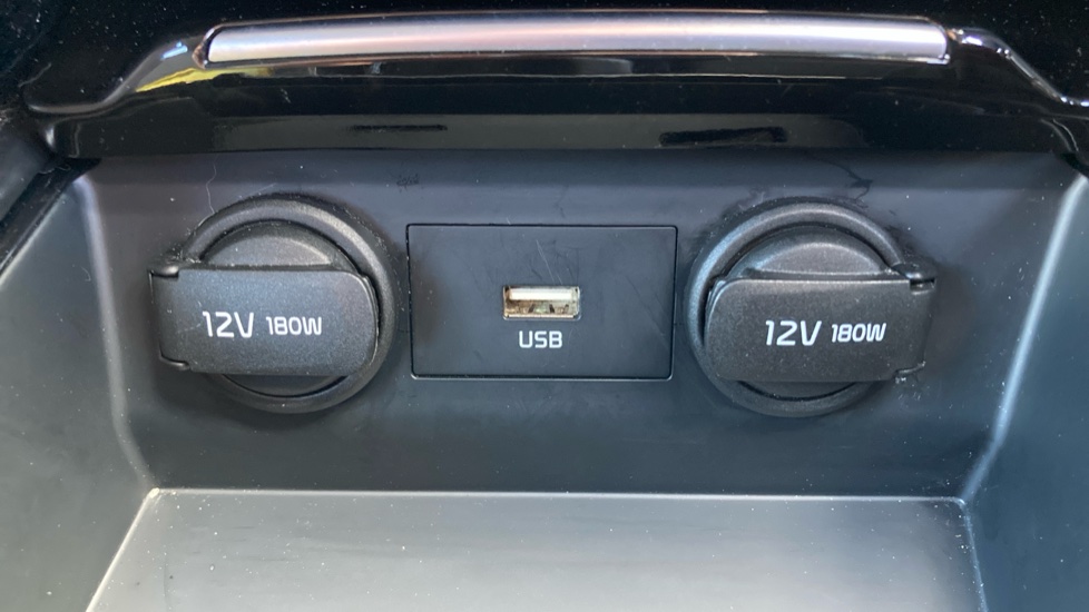 Kia Xceed 1.0T GDi ISG Connect 5dr Petrol Hatchback - Image 25