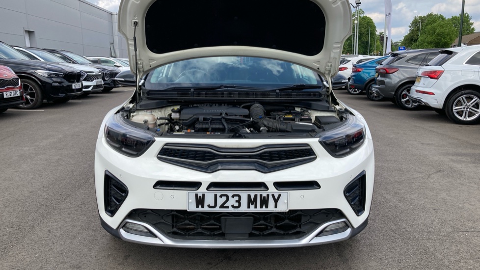 Kia Stonic 1.0T GDi 48V GT-Line S 5dr DCT Petrol Estate - Image 8
