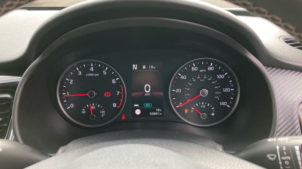 Kia Stonic 1.0T GDi 48V GT-Line S 5dr DCT Petrol Estate - Image 18