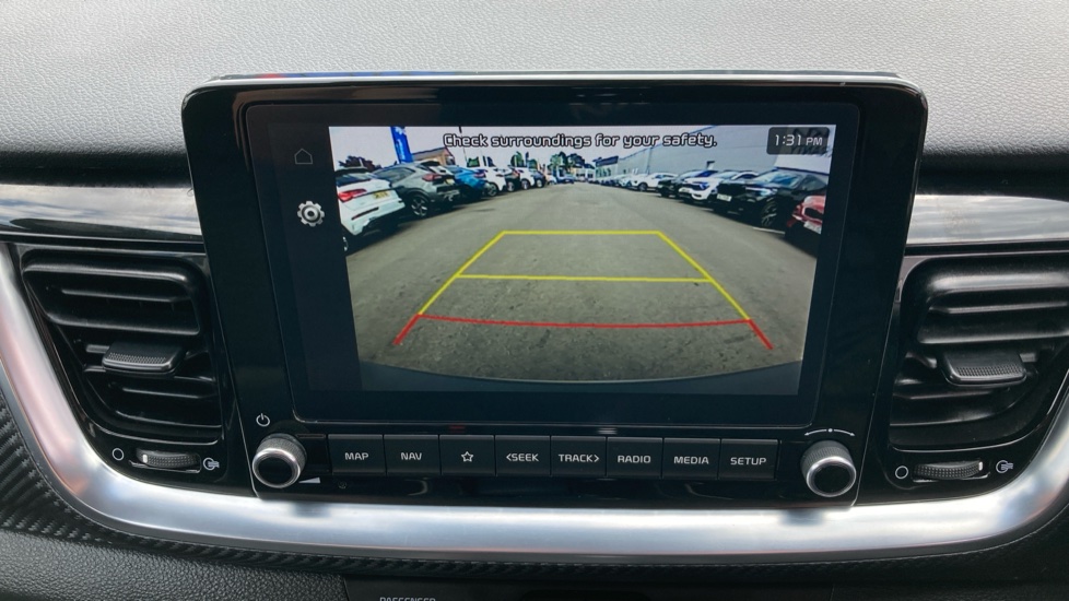 Kia Stonic 1.0T GDi 48V GT-Line S 5dr DCT Petrol Estate - Image 31