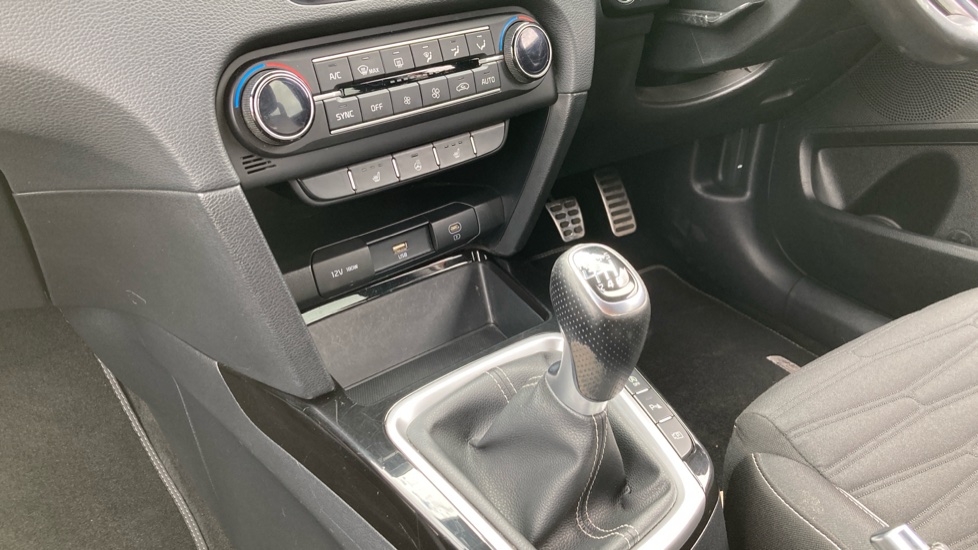 Kia Ceed 1.5T GDi ISG GT-Line 5dr Petrol Hatchback - Image 13