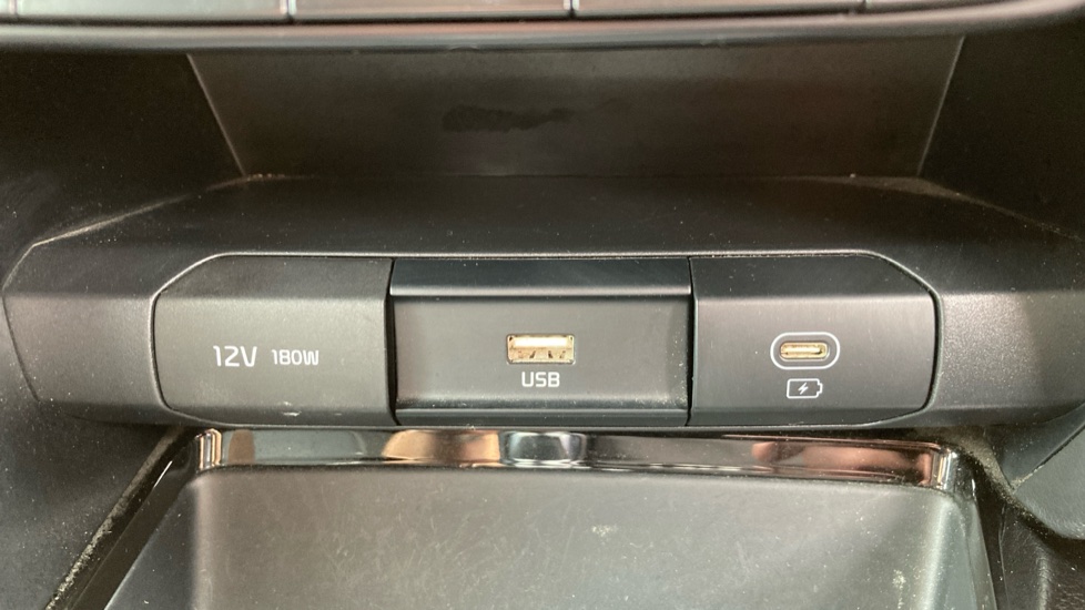 Kia Ceed 1.5T GDi ISG GT-Line 5dr Petrol Hatchback - Image 24