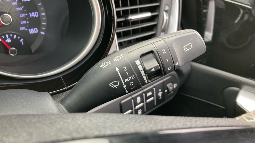Kia Ceed 1.5T GDi ISG GT-Line 5dr Petrol Hatchback - Image 39