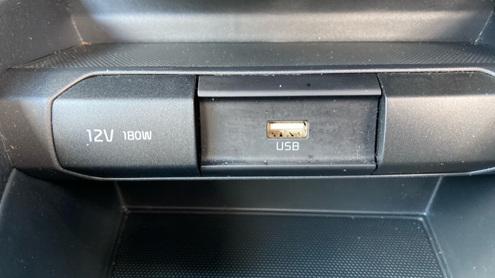 Kia Stonic 1.0T GDi 99 2 5dr Petrol Estate - Image 25