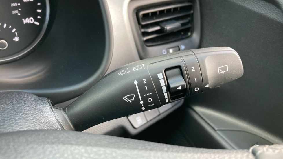 Kia Stonic 1.0T GDi 99 2 5dr Petrol Estate - Image 33