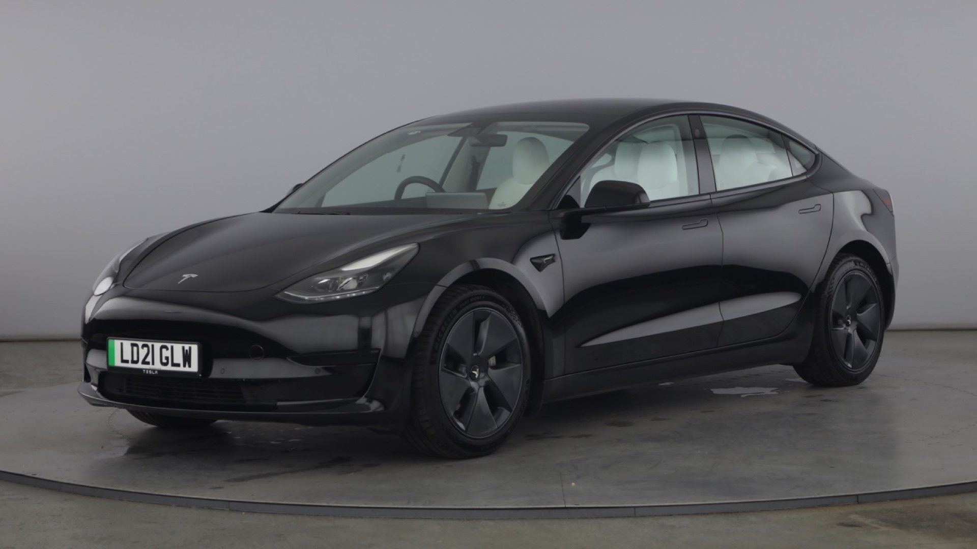 Tesla Model 3 Saloon Standard Plus 4dr Auto