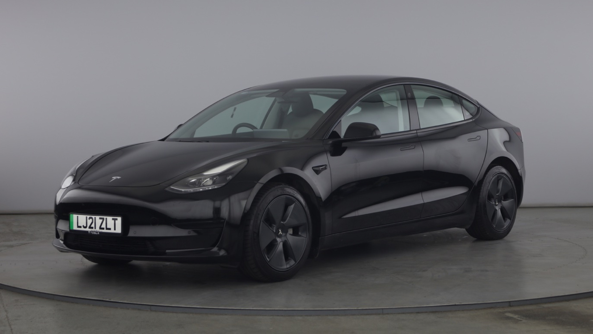 Tesla Model 3 Saloon Standard Plus 4dr Auto