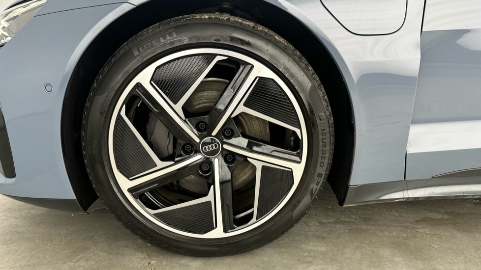 AUDI E-TRON GT SALOON 390kW Quattro 93kWh Vorsprung 4dr Auto