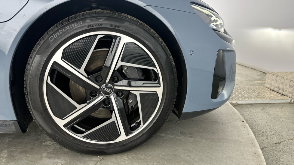AUDI E-TRON GT SALOON 390kW Quattro 93kWh Vorsprung 4dr Auto