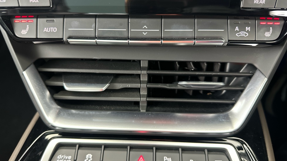 AUDI E-TRON GT SALOON 390kW Quattro 93kWh Vorsprung 4dr Auto