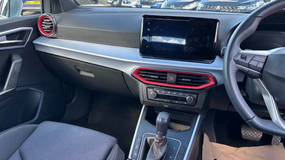SEAT Arona 1.0 TSI 110 FR 5dr DSG Petrol Hatchback - Image 14