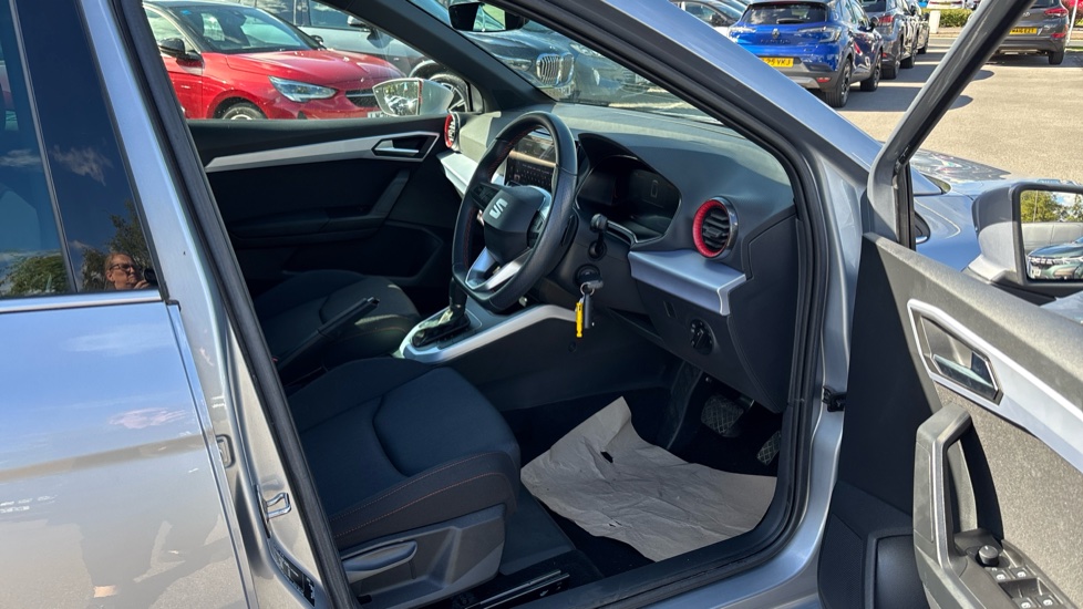 SEAT Arona 1.0 TSI 110 FR 5dr DSG Petrol Hatchback - Image 28