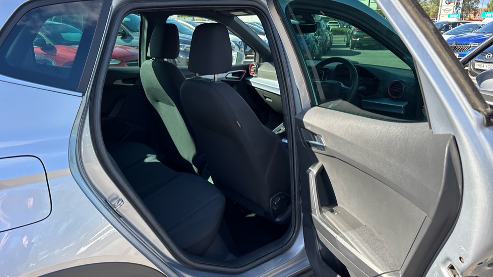 SEAT Arona 1.0 TSI 110 FR 5dr DSG Petrol Hatchback - Image 30