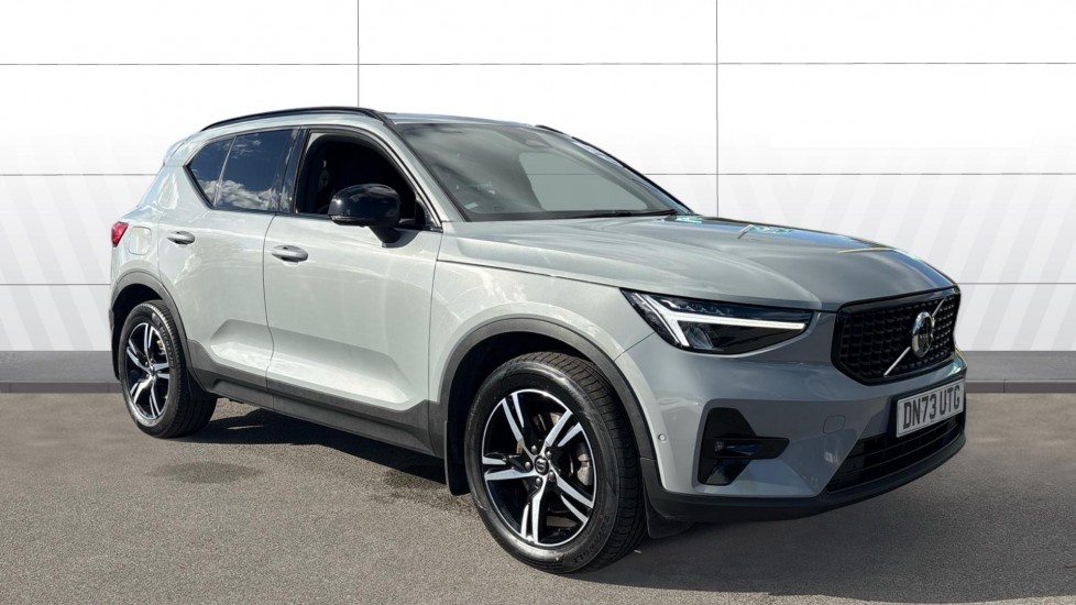 2023 Volvo XC40