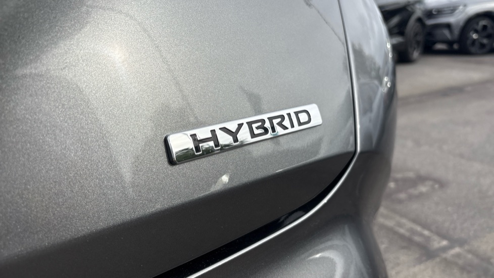 Nissan Juke 1.6 Hybrid N-Connecta 5dr Auto Hybrid Hatchback - Image 21