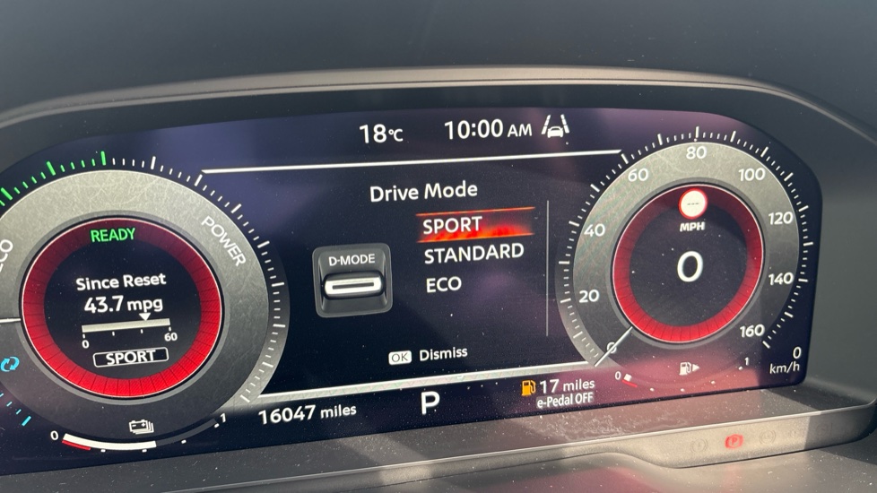 Nissan Juke 1.6 Hybrid N-Connecta 5dr Auto Hybrid Hatchback - Image 27