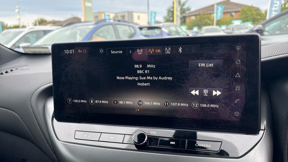 Nissan Juke 1.6 Hybrid N-Connecta 5dr Auto Hybrid Hatchback - Image 30