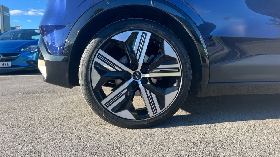 Renault Megane E-Tech EV60 160kW Iconic Comfort Range 60kWh 5dr Auto Electric Hatchback - Image 7