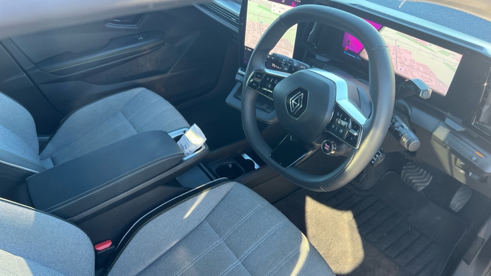 Renault Megane E-Tech EV60 160kW Iconic Comfort Range 60kWh 5dr Auto Electric Hatchback - Image 11