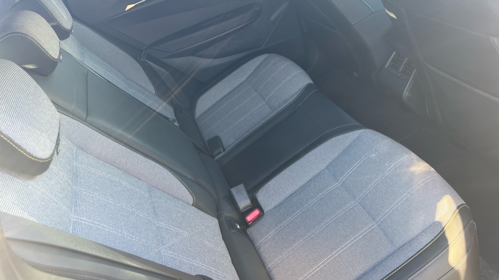 Renault Megane E-Tech EV60 160kW Iconic Comfort Range 60kWh 5dr Auto Electric Hatchback - Image 16