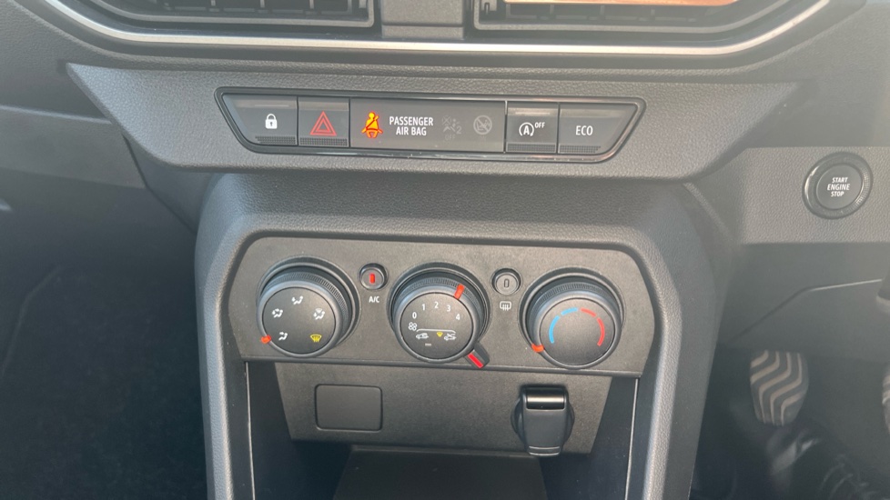 Dacia Sandero Stepway 1.0 TCe Expression 5dr Petrol Hatchback - Image 20