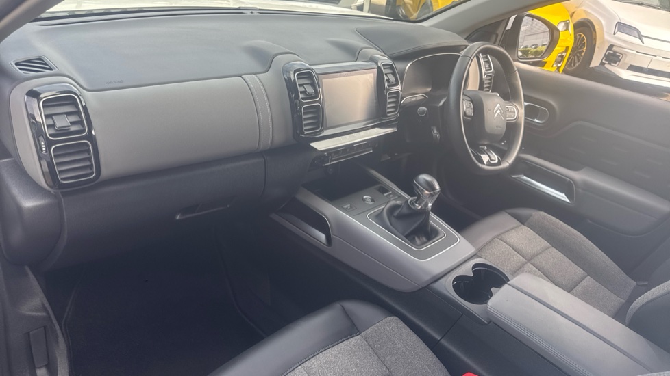Citroen C5 Aircross 1.2 PureTech 130 Shine 5dr Petrol Hatchback - Image 9