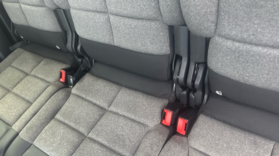 Citroen C5 Aircross 1.2 PureTech 130 Shine 5dr Petrol Hatchback - Image 17