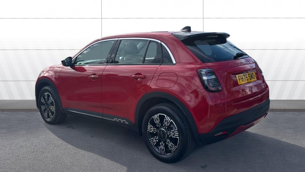 Fiat 600 1.2 Hybrid 48V 5dr eDCT-6 Petrol Hatchback - Image 2