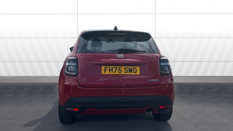 Fiat 600 1.2 Hybrid 48V 5dr eDCT-6 Petrol Hatchback - Image 6