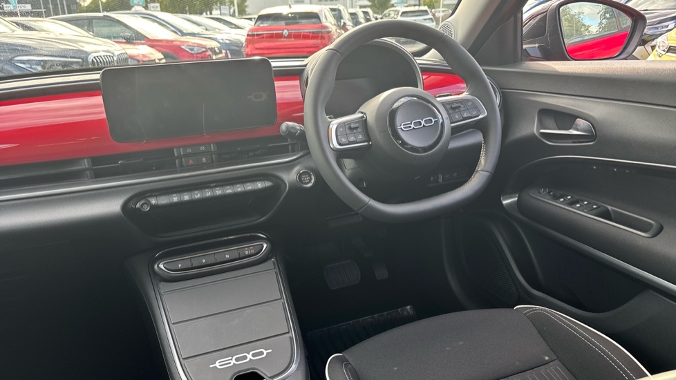 Fiat 600 1.2 Hybrid 48V 5dr eDCT-6 Petrol Hatchback - Image 13
