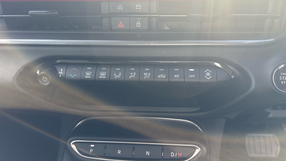 Fiat 600 1.2 Hybrid 48V 5dr eDCT-6 Petrol Hatchback - Image 39