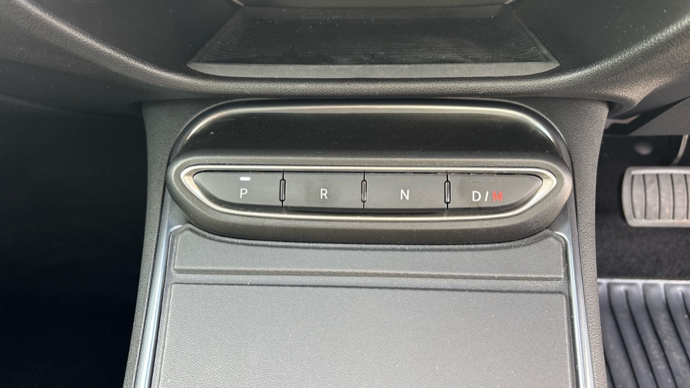 Fiat 600 1.2 Hybrid 48V 5dr eDCT-6 Petrol Hatchback - Image 40