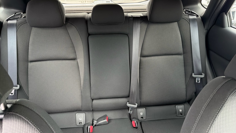 Mazda CX-30 2.0 e-Skyactiv X MHEV Exclusive-Line 5dr Petrol Hatchback - Image 15