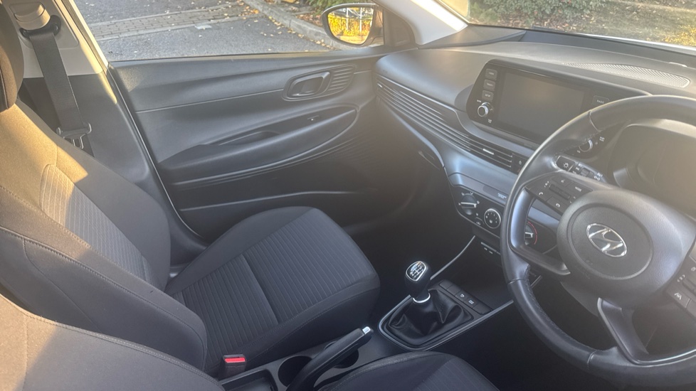 Hyundai i20 1.0T GDi 48V MHD SE Connect 5dr Petrol Hatchback - Image 14
