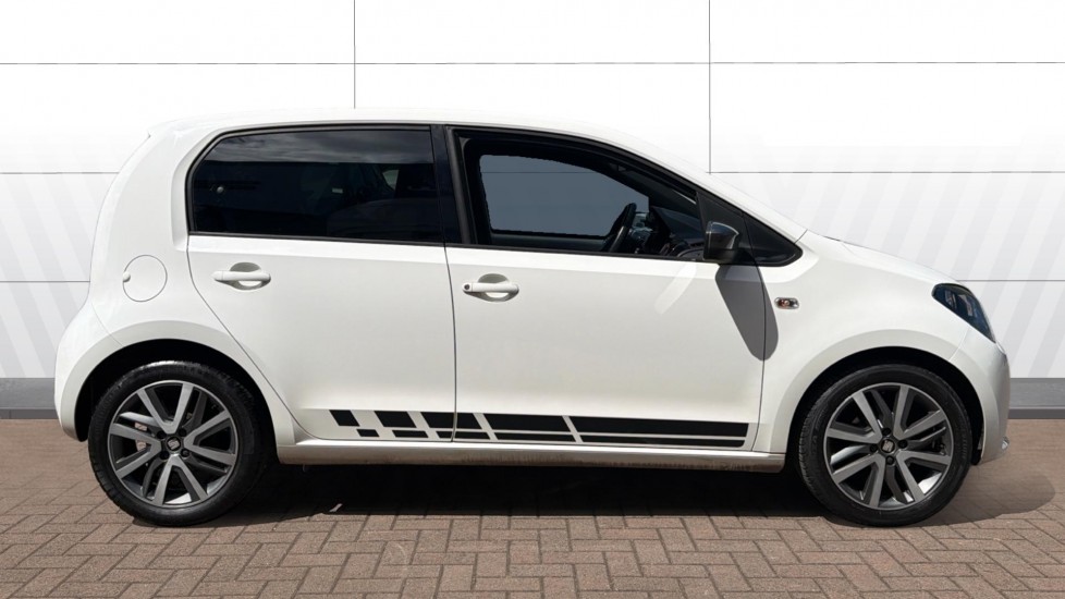 SEAT Mii 1.0 75 FR Line 5dr Petrol Hatchback - Image 5