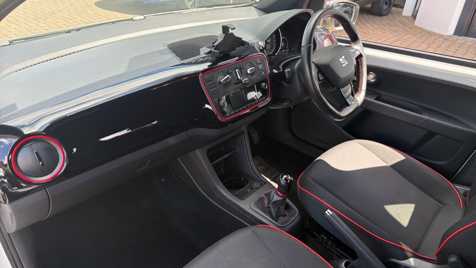 SEAT Mii 1.0 75 FR Line 5dr Petrol Hatchback - Image 9