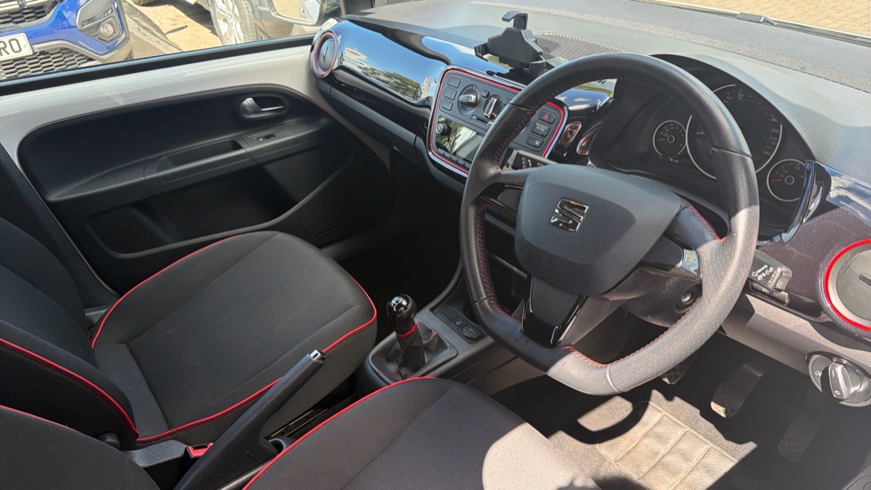 SEAT Mii 1.0 75 FR Line 5dr Petrol Hatchback - Image 11