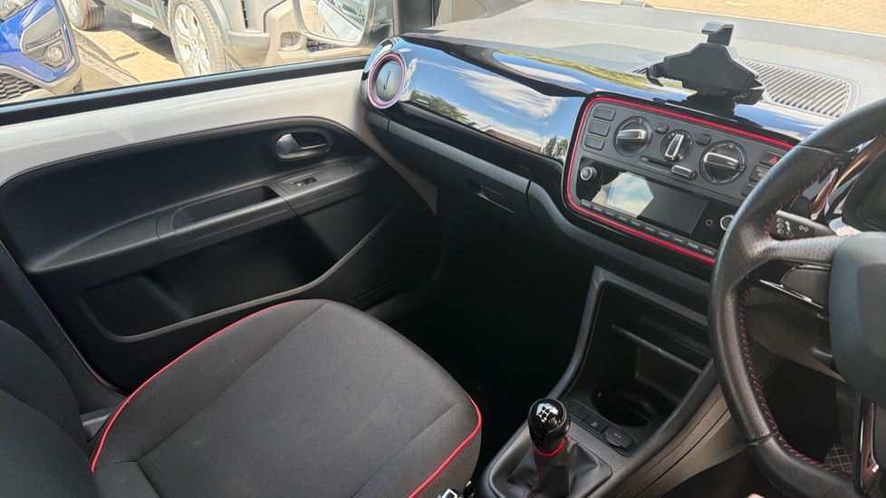 SEAT Mii 1.0 75 FR Line 5dr Petrol Hatchback - Image 14