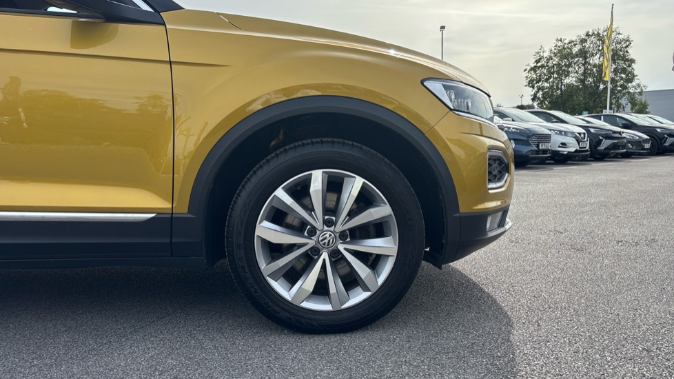 Volkswagen T-Roc 1.0 TSI Design 5dr Petrol Hatchback - Image 7