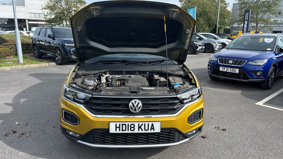 Volkswagen T-Roc 1.0 TSI Design 5dr Petrol Hatchback - Image 8
